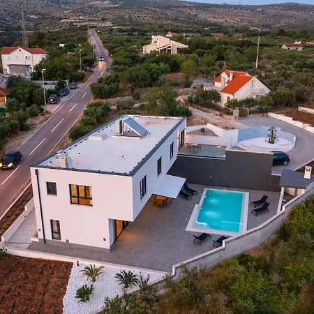Villa Smiljana Nyaraló *